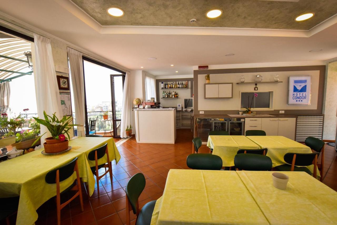 Condor Hotel 3*