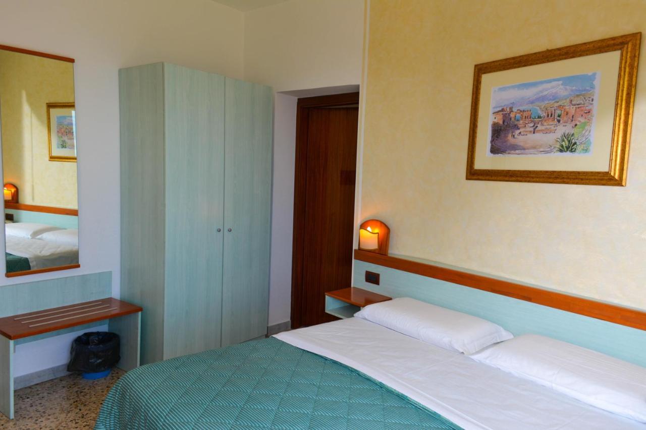 Condor 3* Taormina