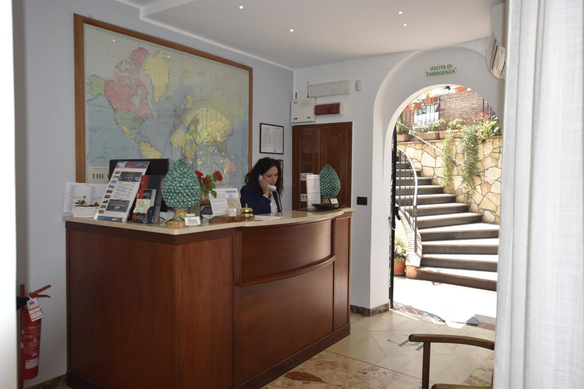 Condor Hotel
